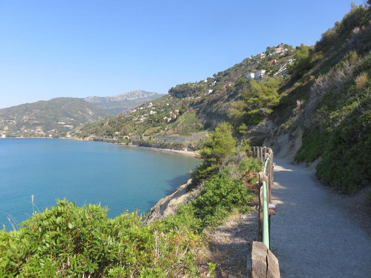 Apartament Amaita Ventimiglia Zewnętrze zdjęcie