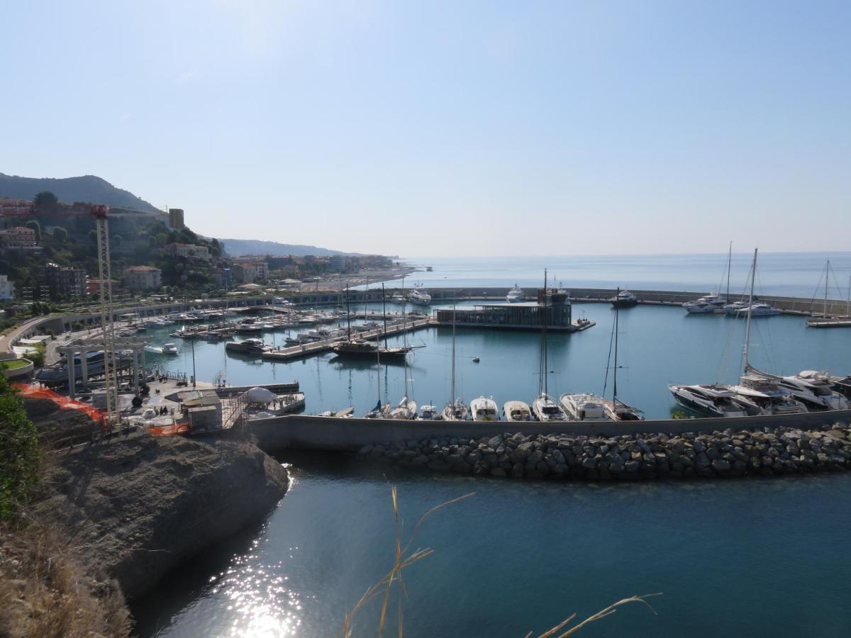 Apartament Amaita Ventimiglia Zewnętrze zdjęcie